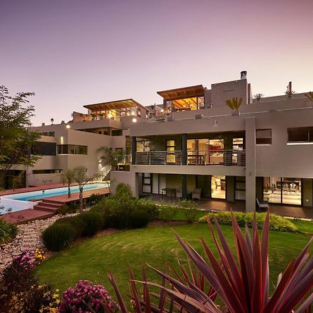 Dynasty Forest Sandown Self Catering Hotel Johannesburg Dış mekan fotoğraf