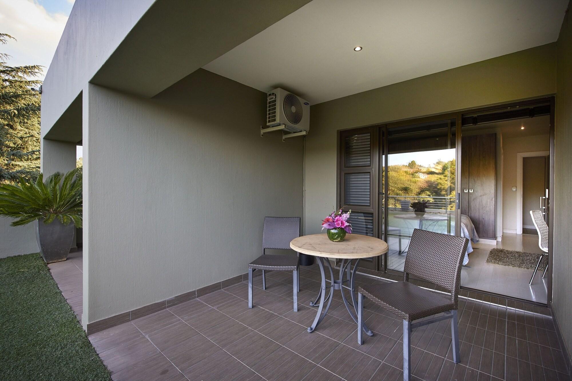 Dynasty Forest Sandown Self Catering Hotel Johannesburg Dış mekan fotoğraf