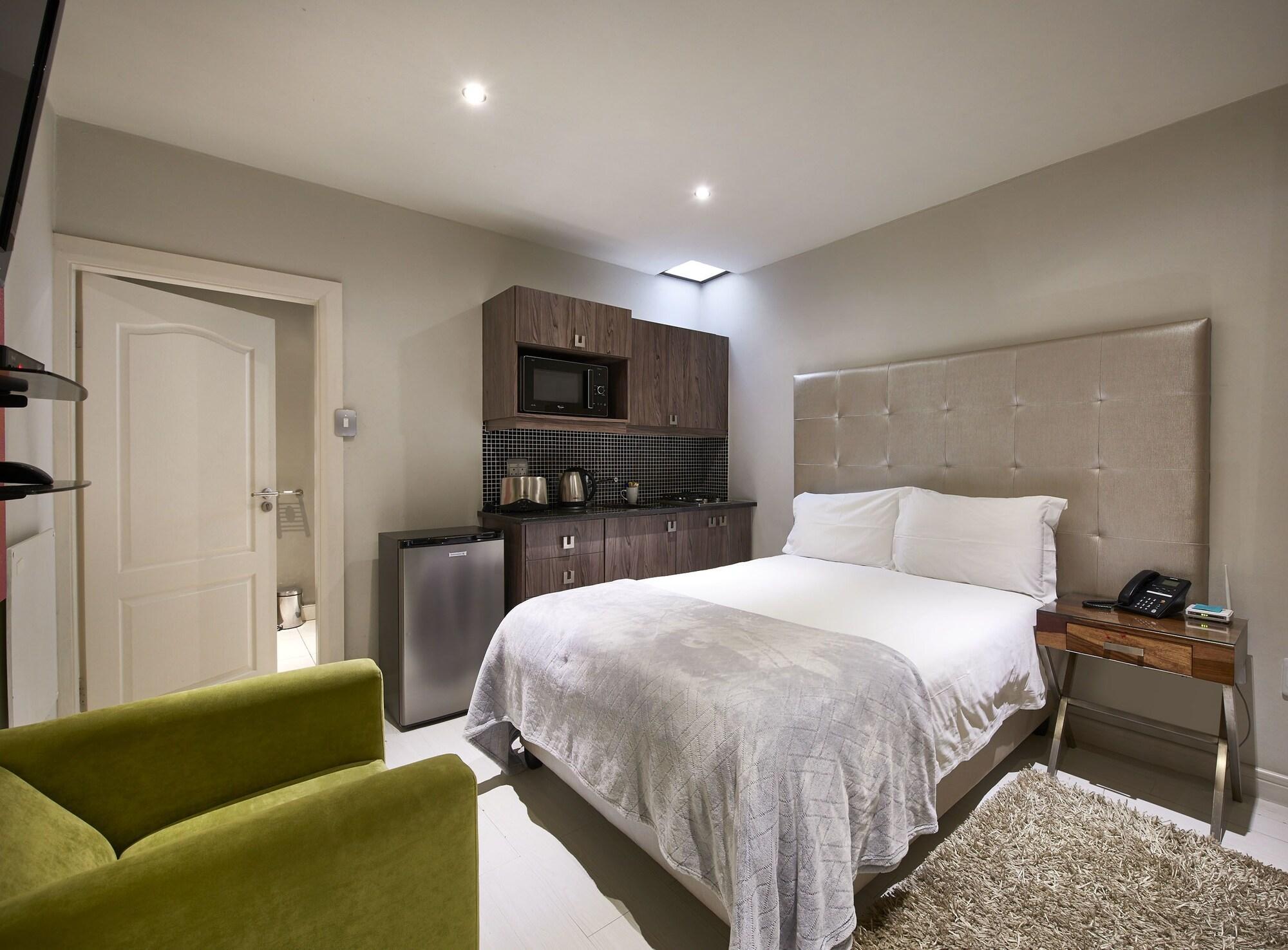 Dynasty Forest Sandown Self Catering Hotel Johannesburg Dış mekan fotoğraf