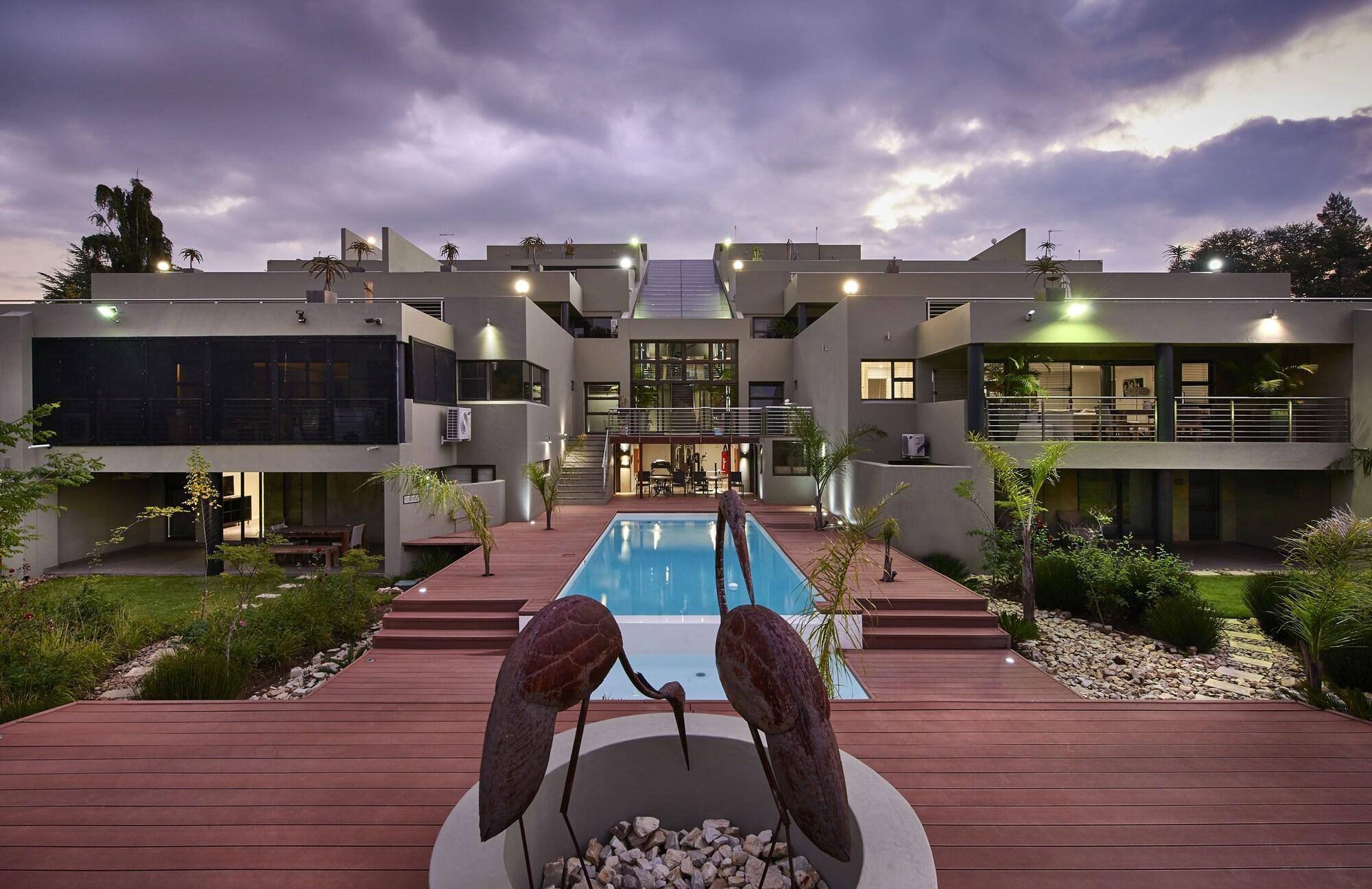 Dynasty Forest Sandown Self Catering Hotel Johannesburg Dış mekan fotoğraf